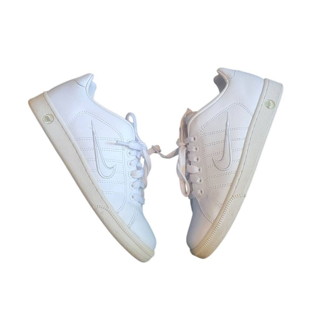 Nike Sneakers Women's 7 White Court Tradition 2 Leather Tennis Casual Fashion